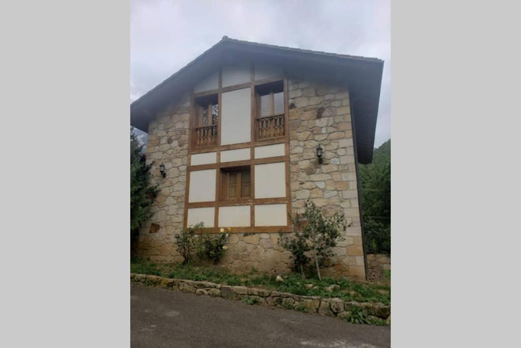Arguebanes Casa El Vinadalヴィラ エクステリア 写真